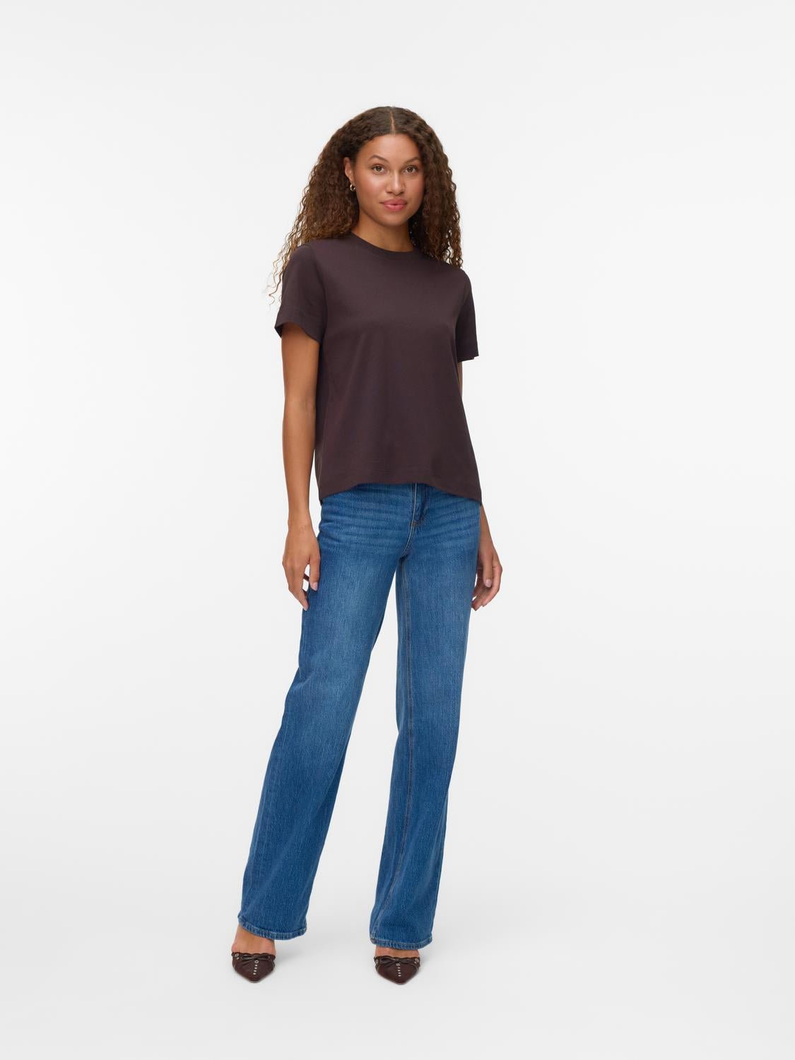 AWNAIMA T-shirt - Chocolate Torte - VERO MODA & VILA Bergvik